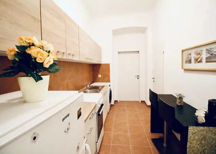 Modern 2br Family-friendly Apartment *