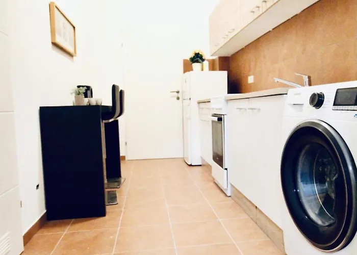 Modern 2br Family-friendly